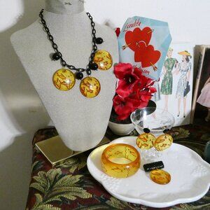 Luxulite 1950's Style Fakelite Fish Bowl Jewelry Set w/ Brooch & Bangle Small